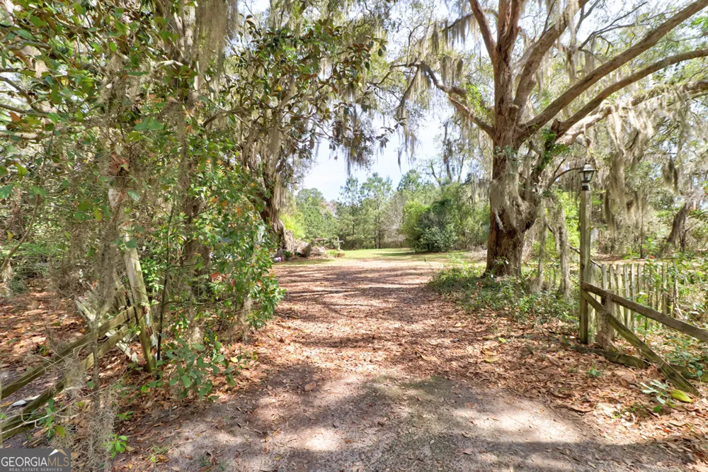 1679 Hodgeville RD Rincon, GA 31326