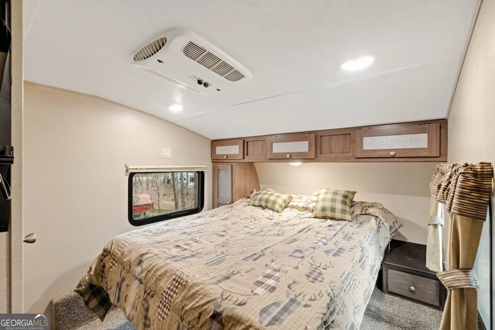 341 25th ST Ellijay, GA 30540