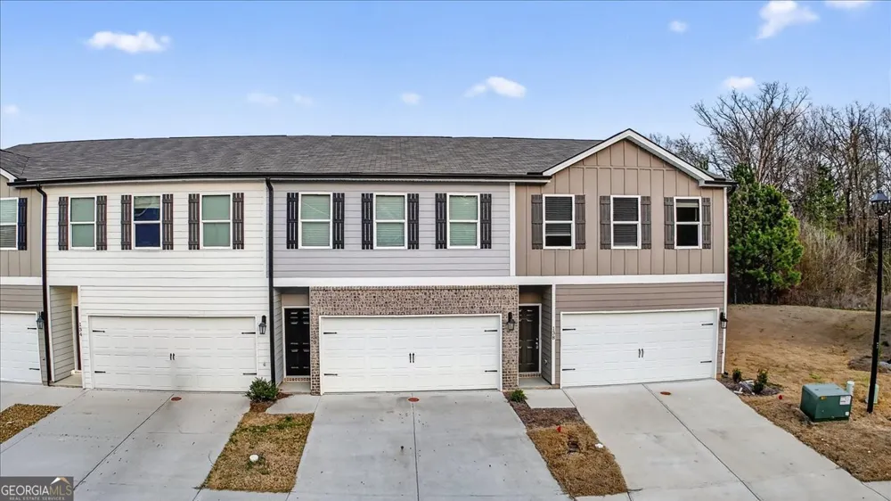 136 Brexley DR Calhoun, GA 30701