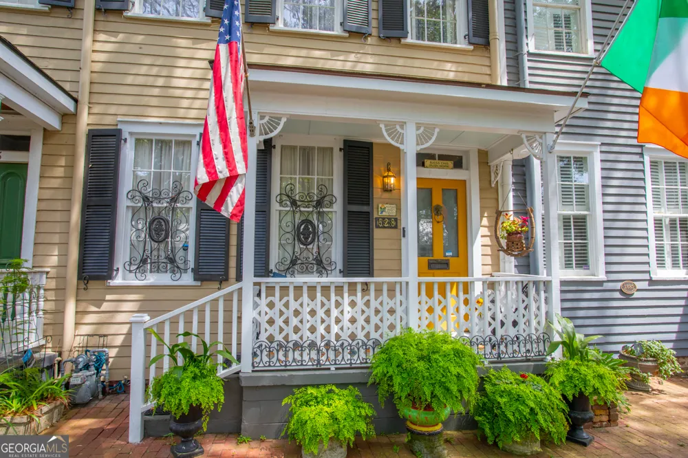 528 E Jones ST Savannah, GA 31401