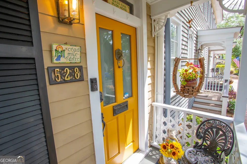 528 E Jones ST Savannah, GA 31401