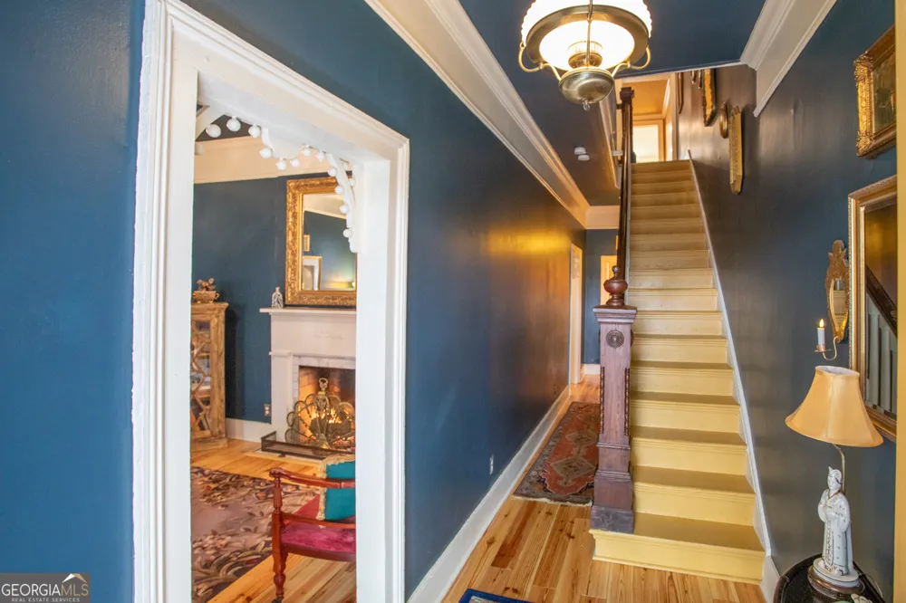 528 E Jones ST Savannah, GA 31401