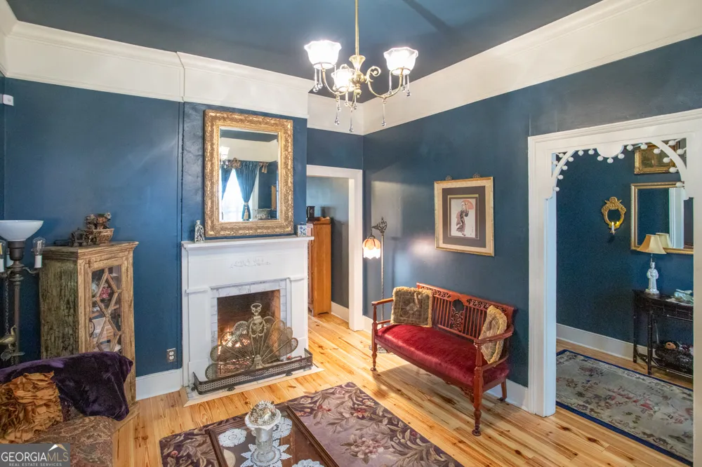 528 E Jones ST Savannah, GA 31401