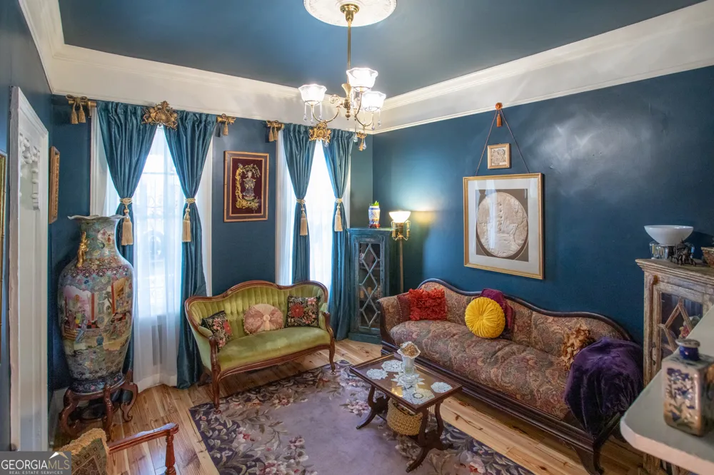 528 E Jones ST Savannah, GA 31401