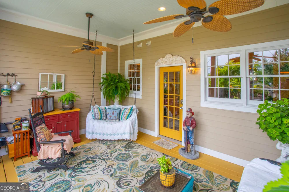 528 E Jones ST Savannah, GA 31401