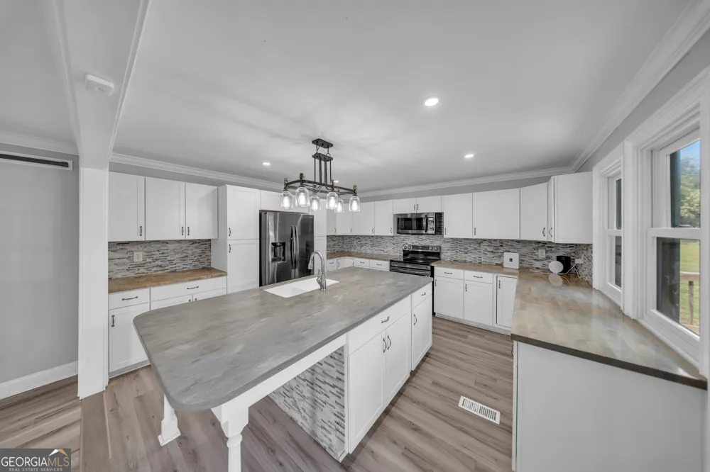 362 Cherokee DR Moultrie, GA 31768