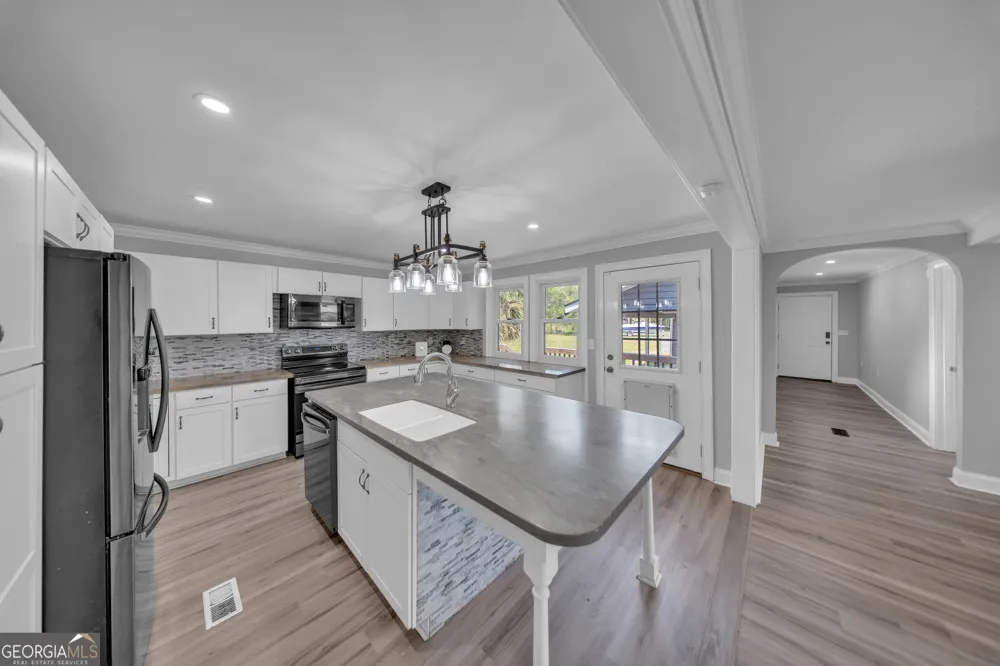 362 Cherokee DR Moultrie, GA 31768