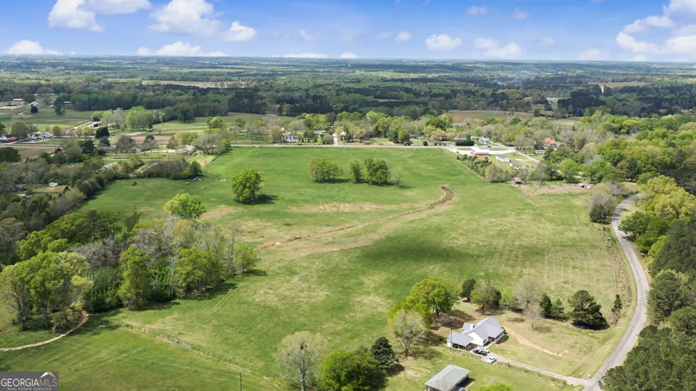 242 McCrary RD Molena, GA 30258