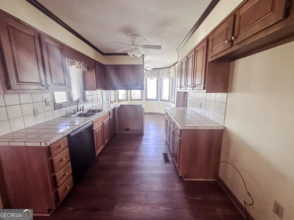 1869 Florida AVE Soperton, GA 30457