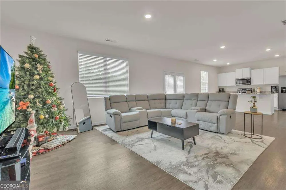 23 Embry BLVD Pendergrass, GA 30567