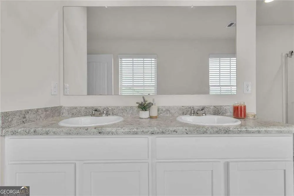 23 Embry BLVD Pendergrass, GA 30567