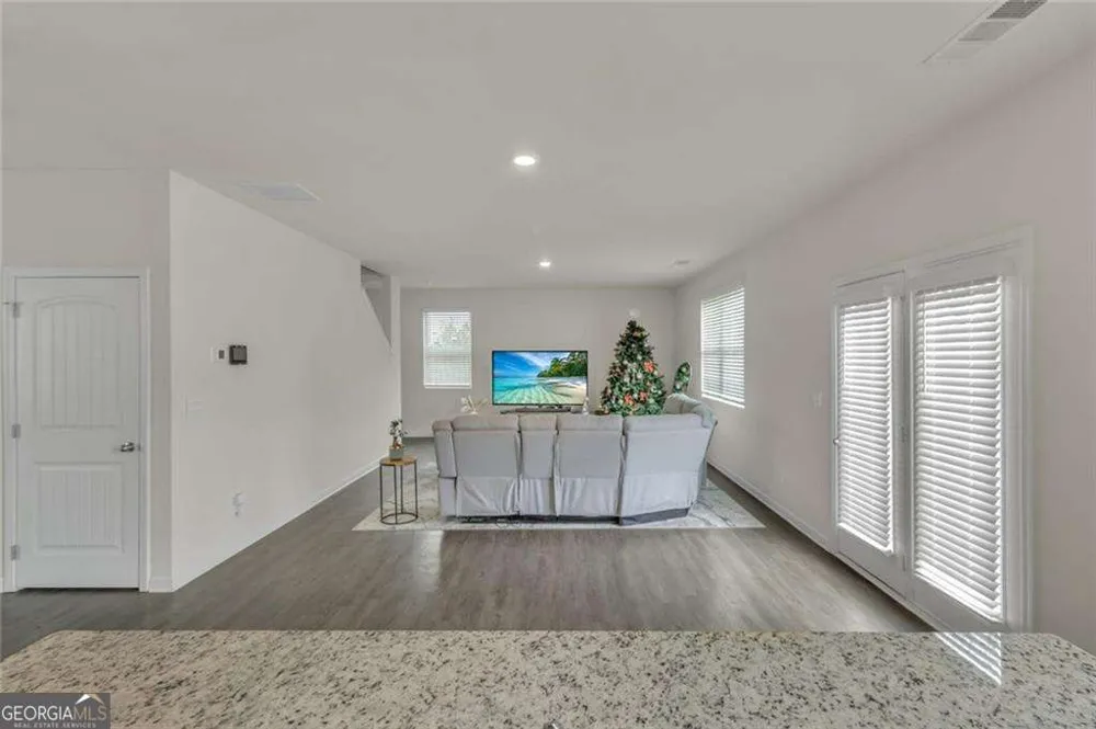 23 Embry BLVD Pendergrass, GA 30567