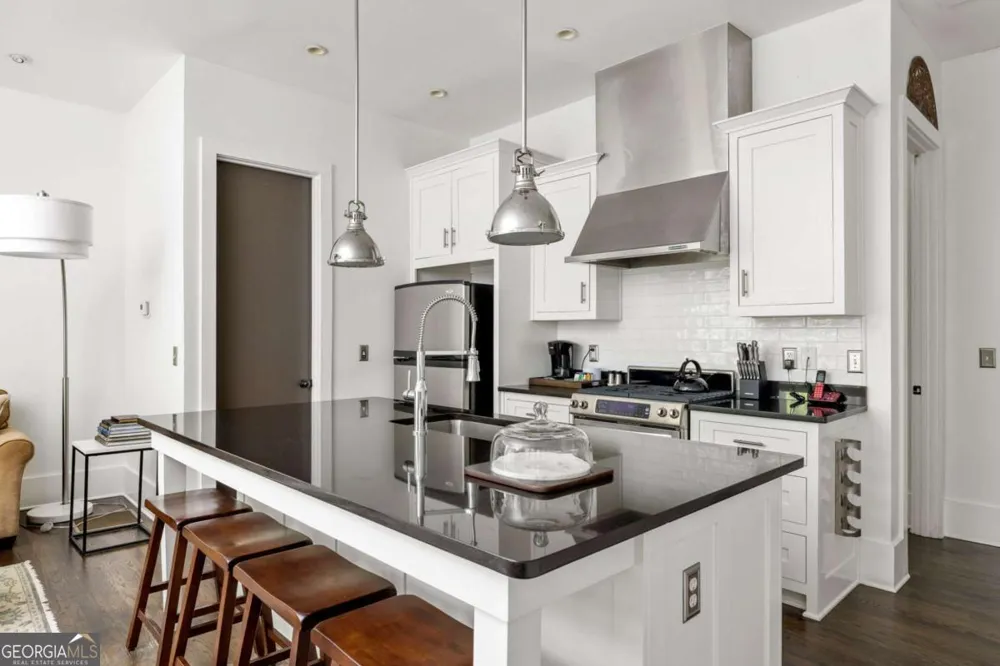 9121 Selborne LN Chattahoochee Hills, GA 30268