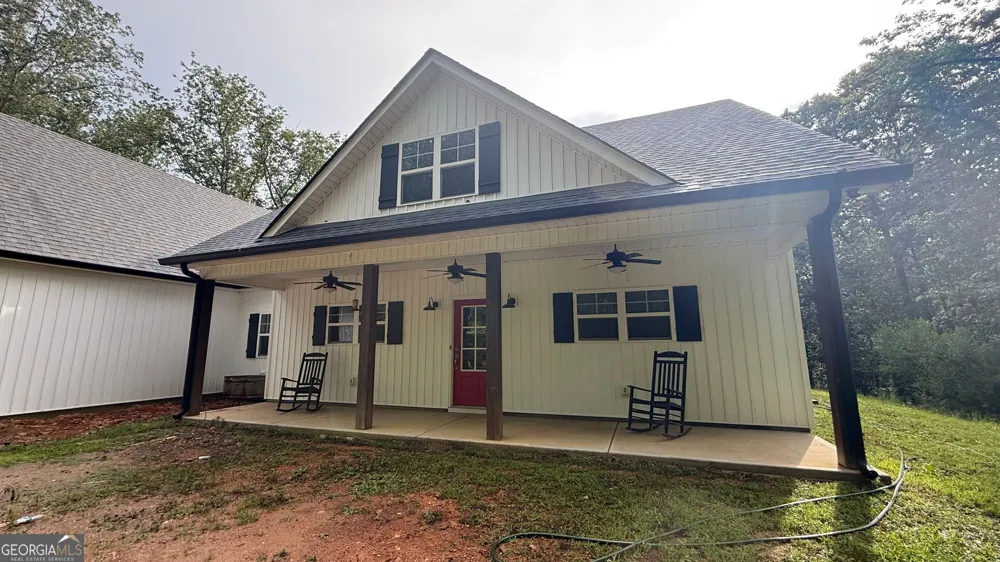1440 McCard Lake RD Meansville, GA 30256