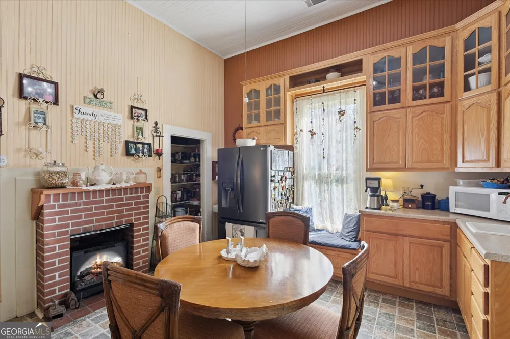 610 W Liberty ST Claxton, GA 30417