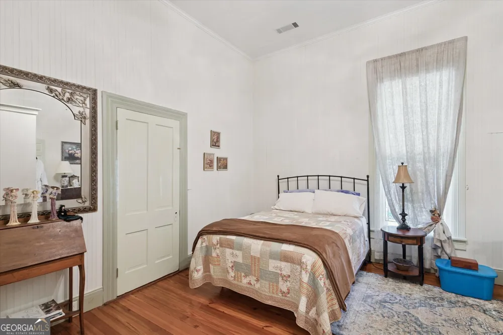 610 W Liberty ST Claxton, GA 30417