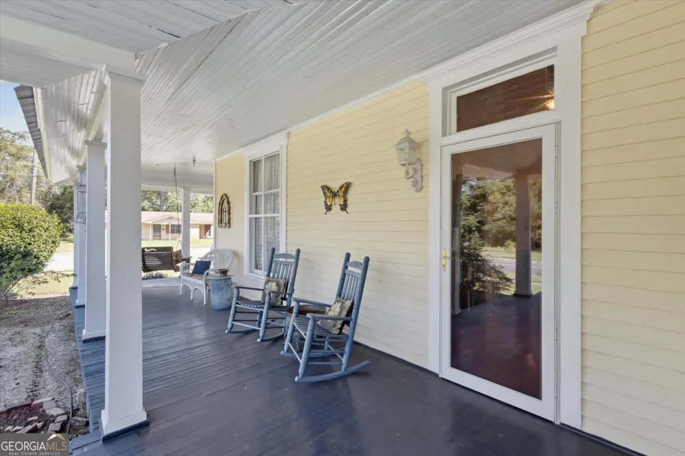 610 W Liberty ST Claxton, GA 30417