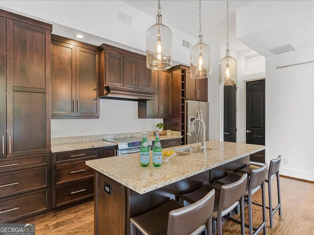 1144 Canton ST Roswell, GA 30075