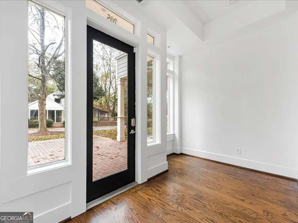 1144 Canton ST Roswell, GA 30075