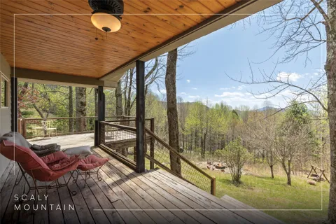 551 Bob Long Mountain Road