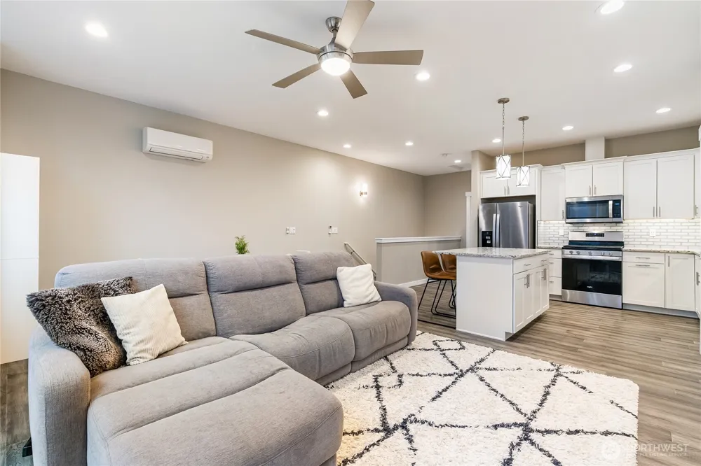 5683 Sunstone Place #102 Ferndale, WA 98248