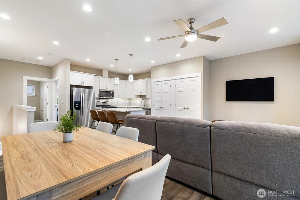5683 Sunstone Place #102 Ferndale, WA 98248