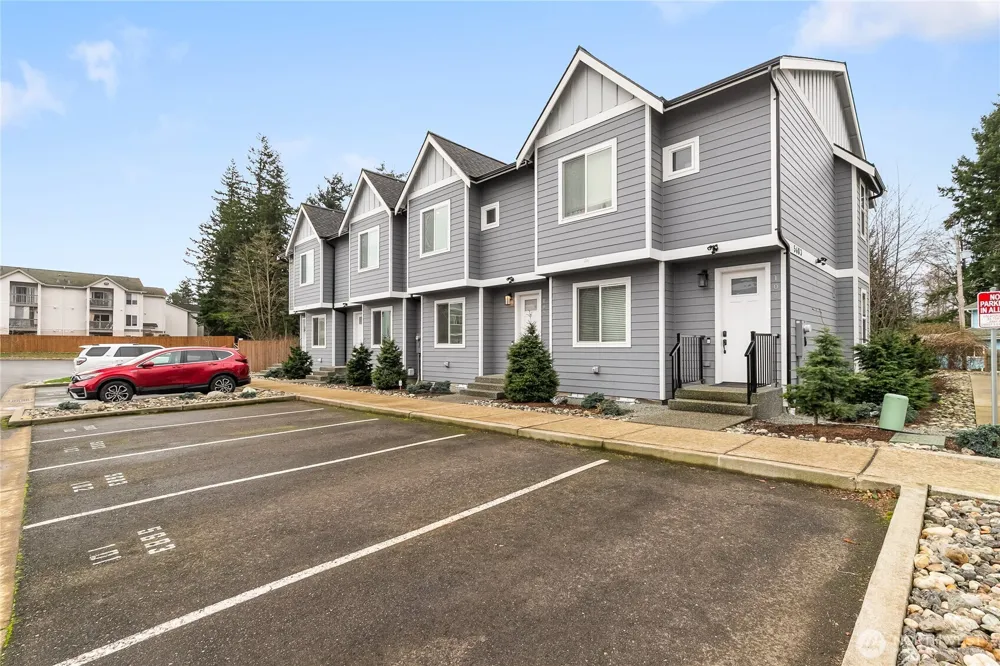 5683 Sunstone Place #102 Ferndale, WA 98248