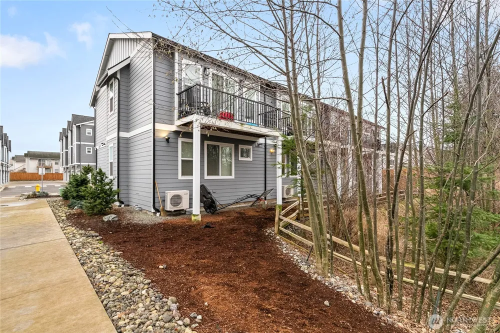 5683 Sunstone Place #102 Ferndale, WA 98248