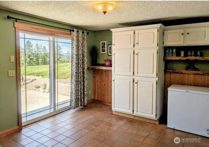 717 Conrad Hill Way Colville, WA 99114