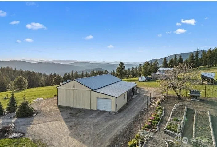 717 Conrad Hill Way Colville, WA 99114