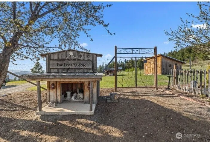 717 Conrad Hill Way Colville, WA 99114