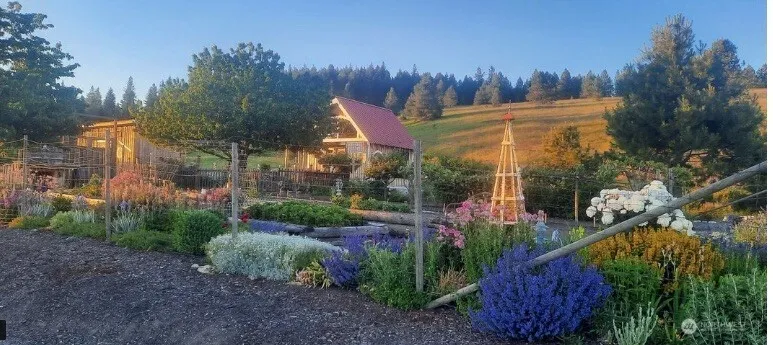 717 Conrad Hill Way Colville, WA 99114