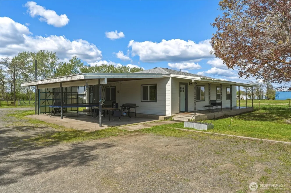 84240 Weis Road Milton-Freewater, OR 97862