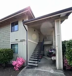 3370 Narrows View Lane NE #202