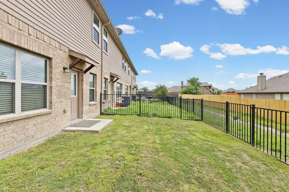 6817 Jade Drive Greenville, TX 75402
