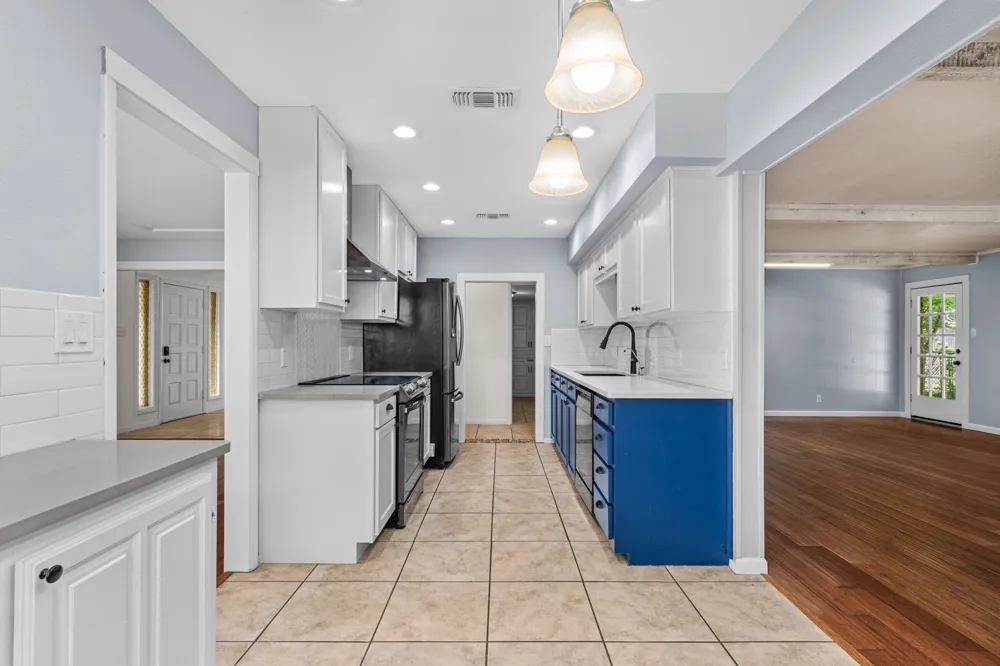 1602 Wagon Wheel Trail Pantego, TX 76013