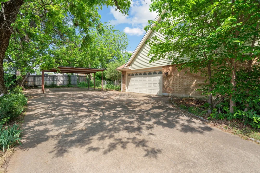 1602 Wagon Wheel Trail Pantego, TX 76013