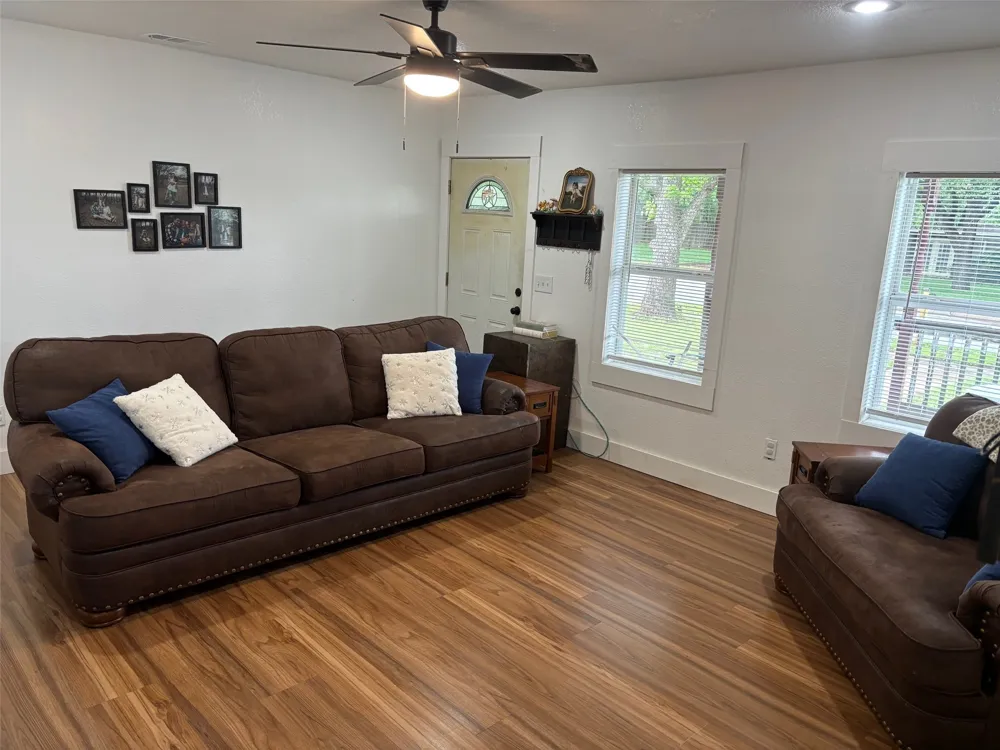 200 S Hillcrest Avenue Eastland, TX 76448