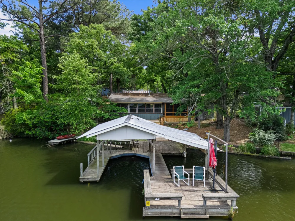 646 County Road 3235 Quitman, TX 75783