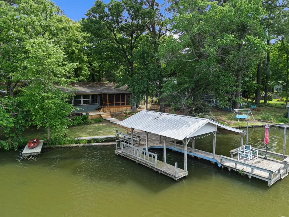646 County Road 3235 Quitman, TX 75783