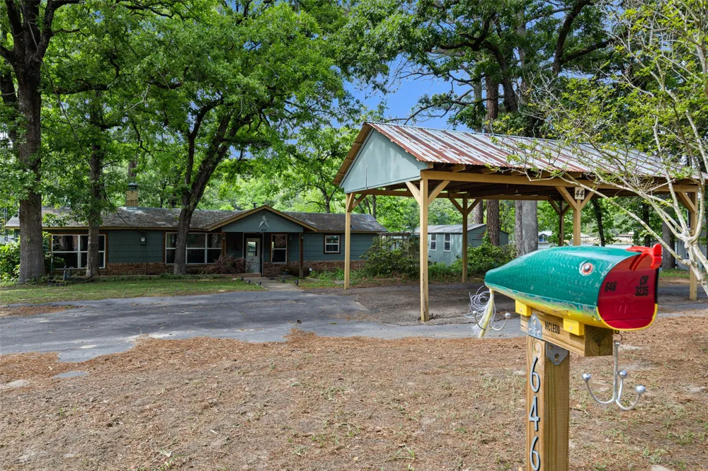 646 County Road 3235 Quitman, TX 75783