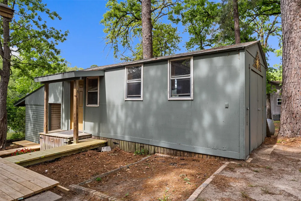 646 County Road 3235 Quitman, TX 75783