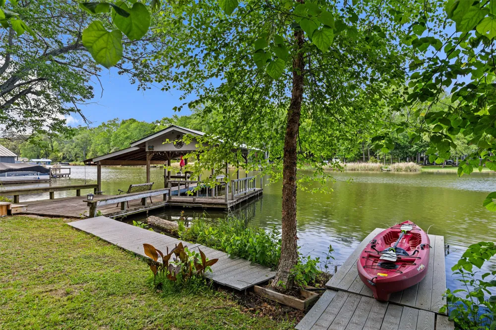 646 County Road 3235 Quitman, TX 75783