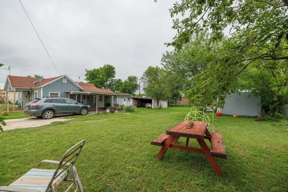 308 W 5th Street Coleman, TX 76834