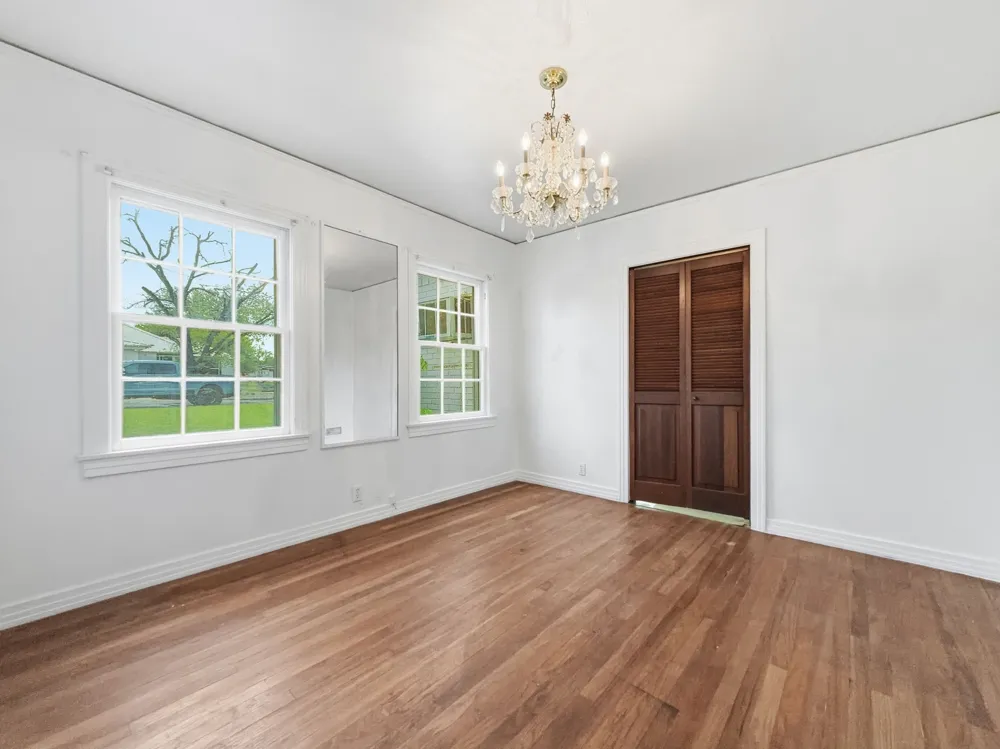 609 E Main Street Hamilton, TX 76531