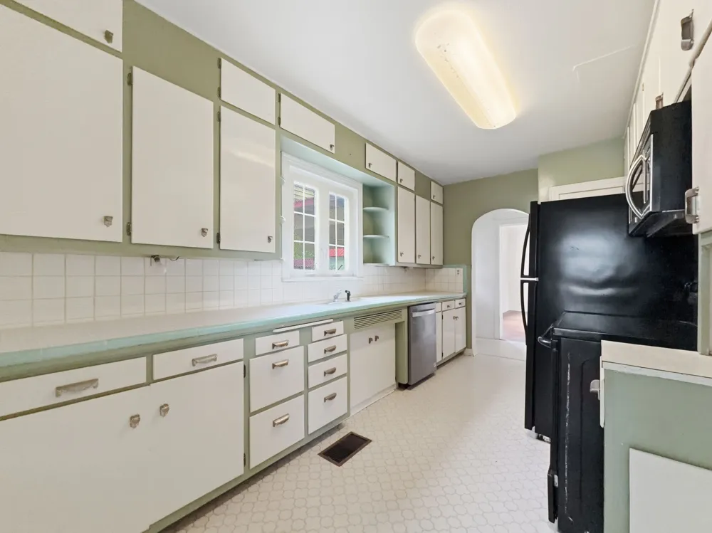 609 E Main Street Hamilton, TX 76531