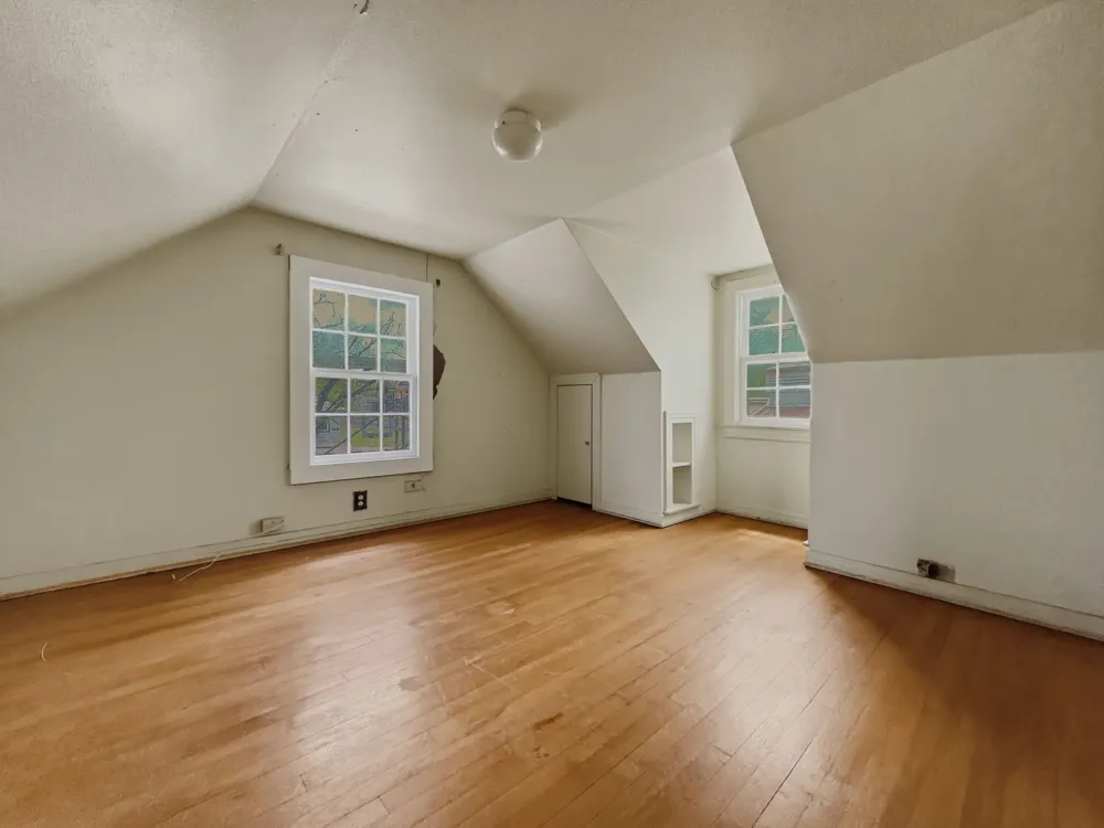 609 E Main Street Hamilton, TX 76531