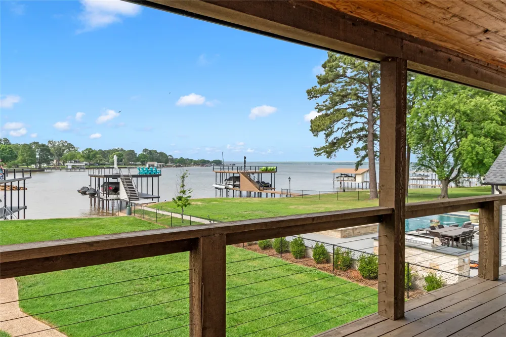 125 Xit Ranch Road Trinidad, TX 75163