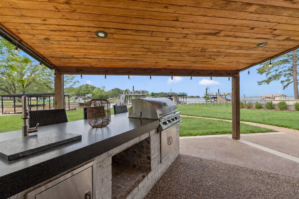 125 Xit Ranch Road Trinidad, TX 75163