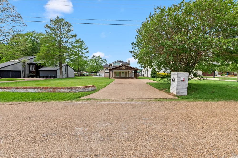 125 Xit Ranch Road Trinidad, TX 75163